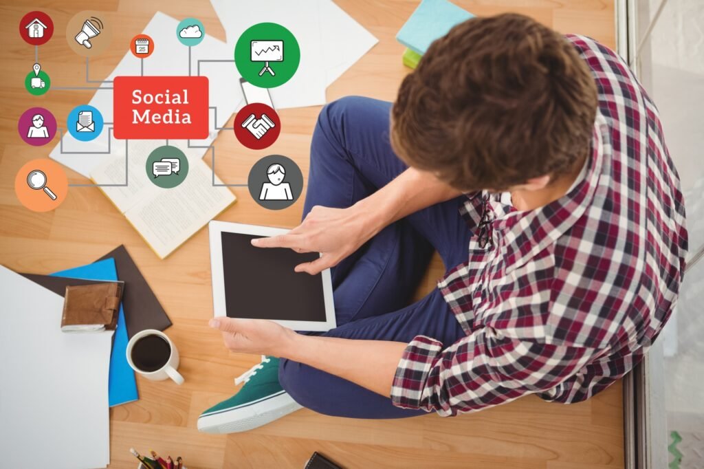 What is Advantages of Social Media Marketing?